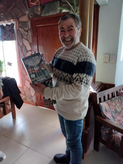 Firma: Julio Yarossi